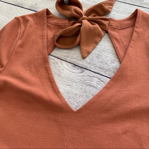 Free People Satin Bow Long Sleeve Top Size Medium - Picture 10 of 10